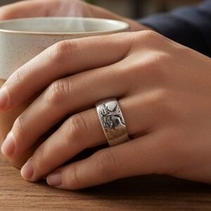 Faux silver band tree ring sz 7 NWT